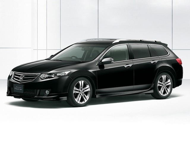 Honda Accord Tourer photo 9