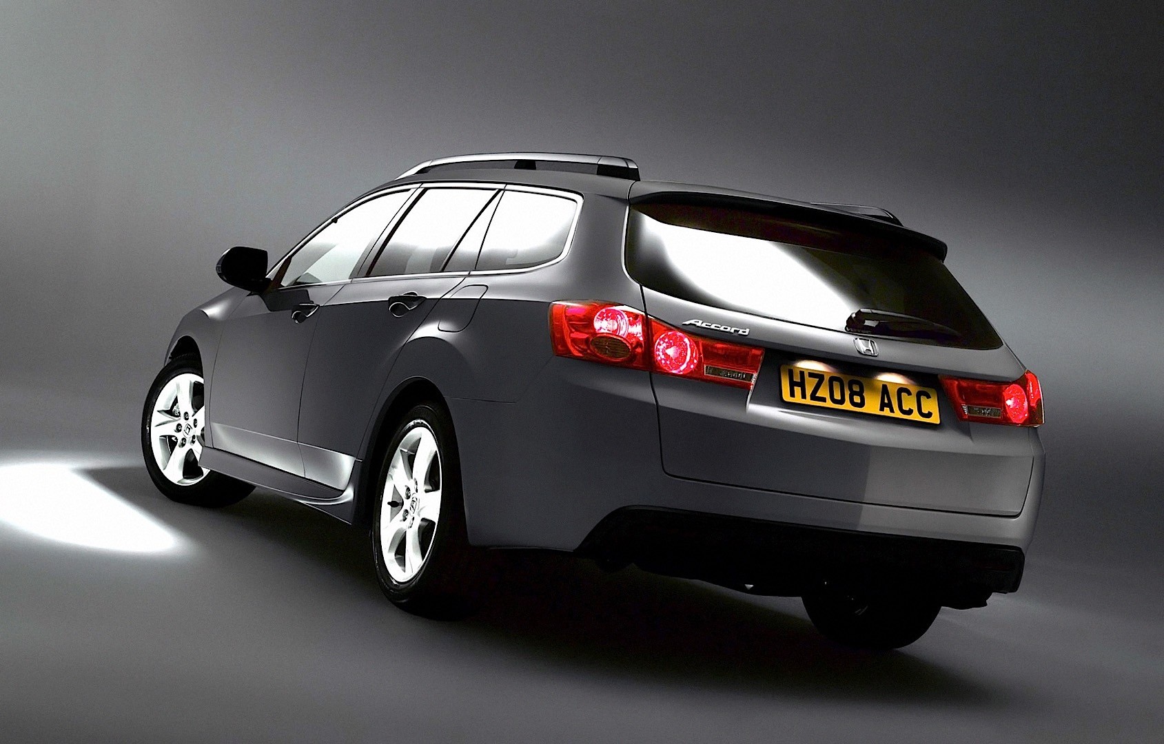 Honda Accord Tourer photo 17