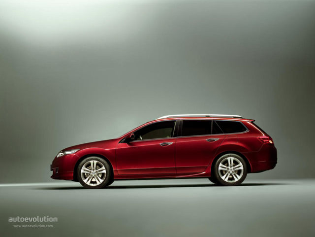 Honda Accord Tourer photo 5