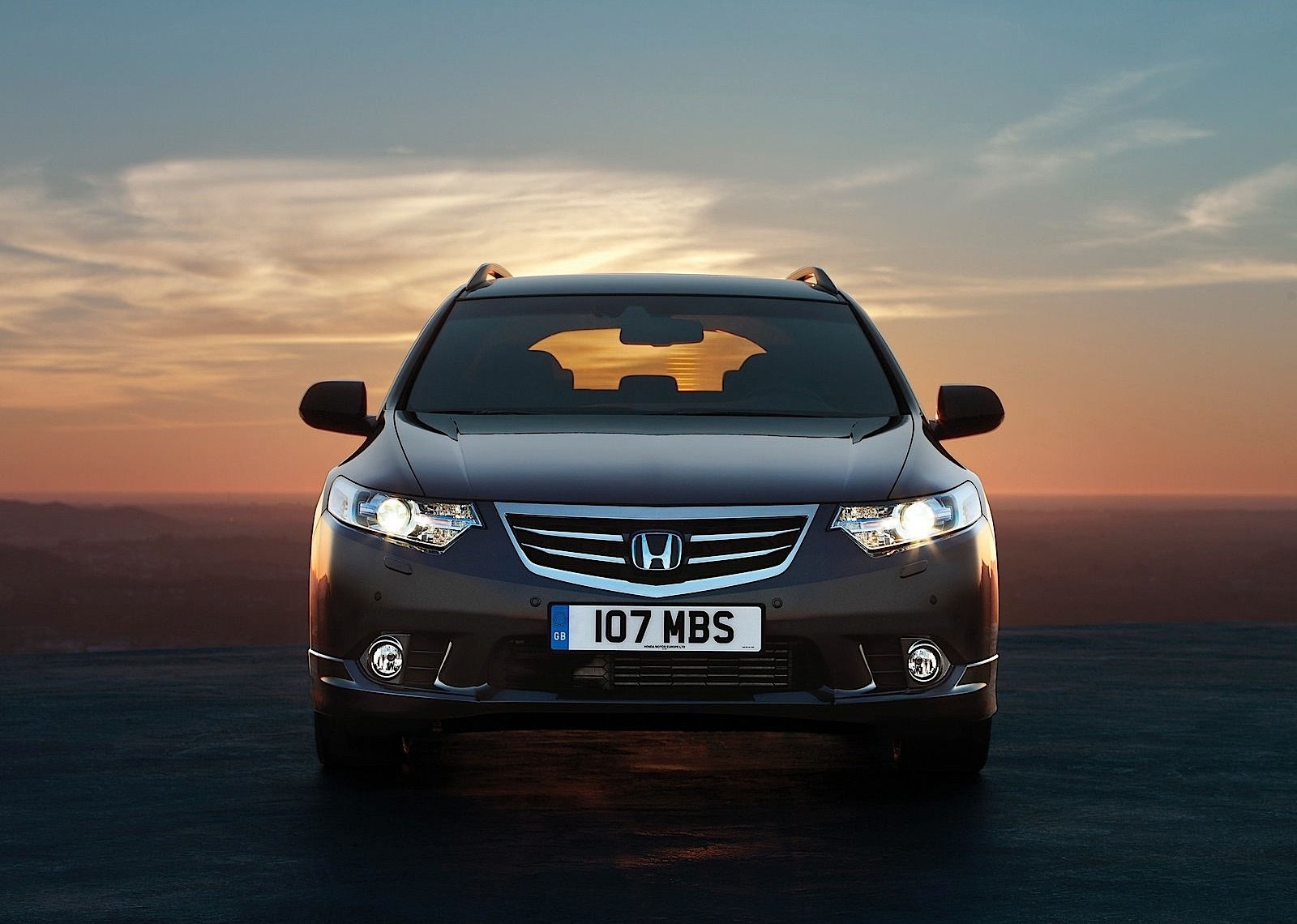 Honda Accord Tourer photo 8