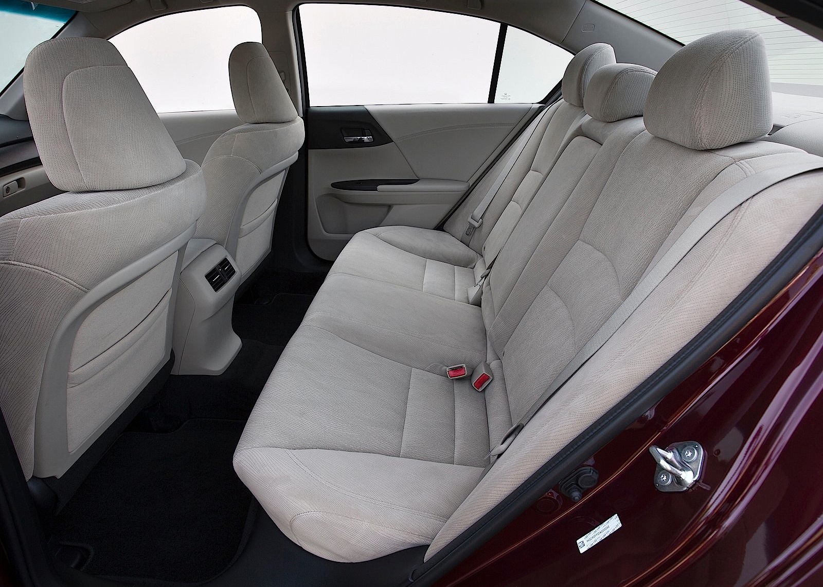 Honda Accord photo 35