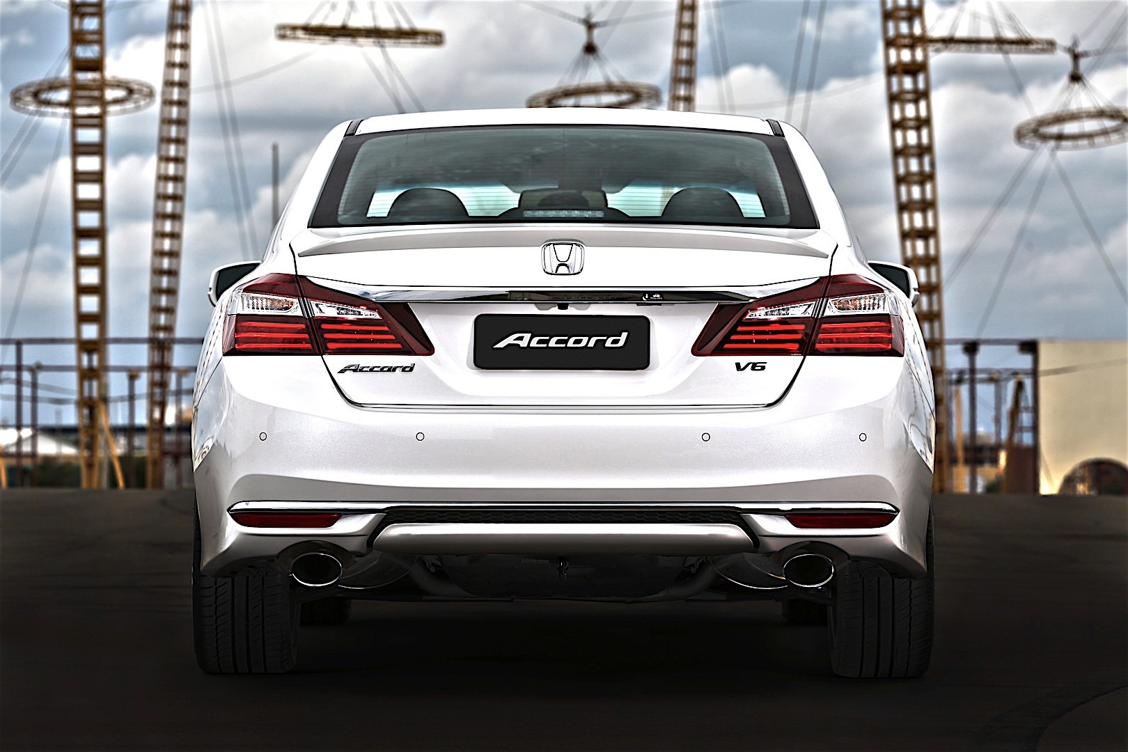 Honda Accord photo 30