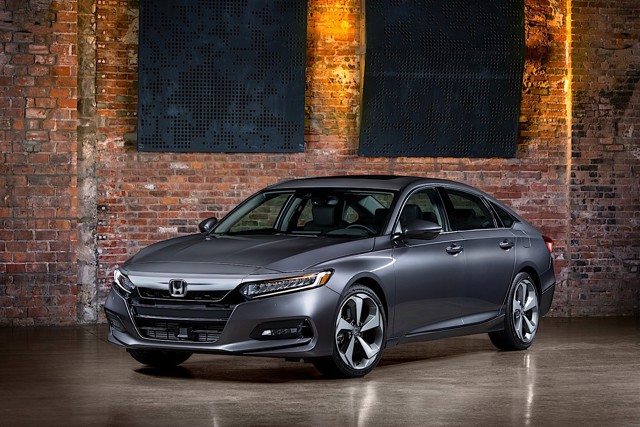 Honda Accord photo 13