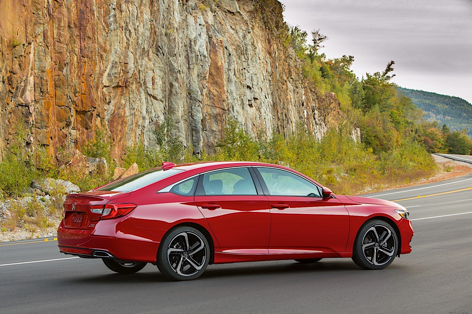 Honda Accord photo 19