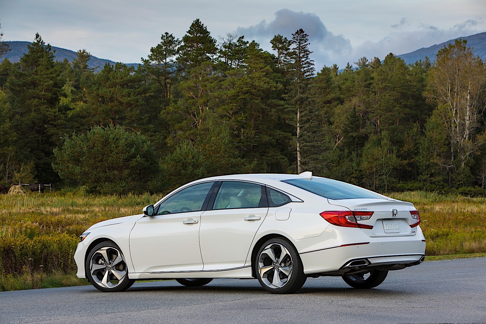 Honda Accord photo 25