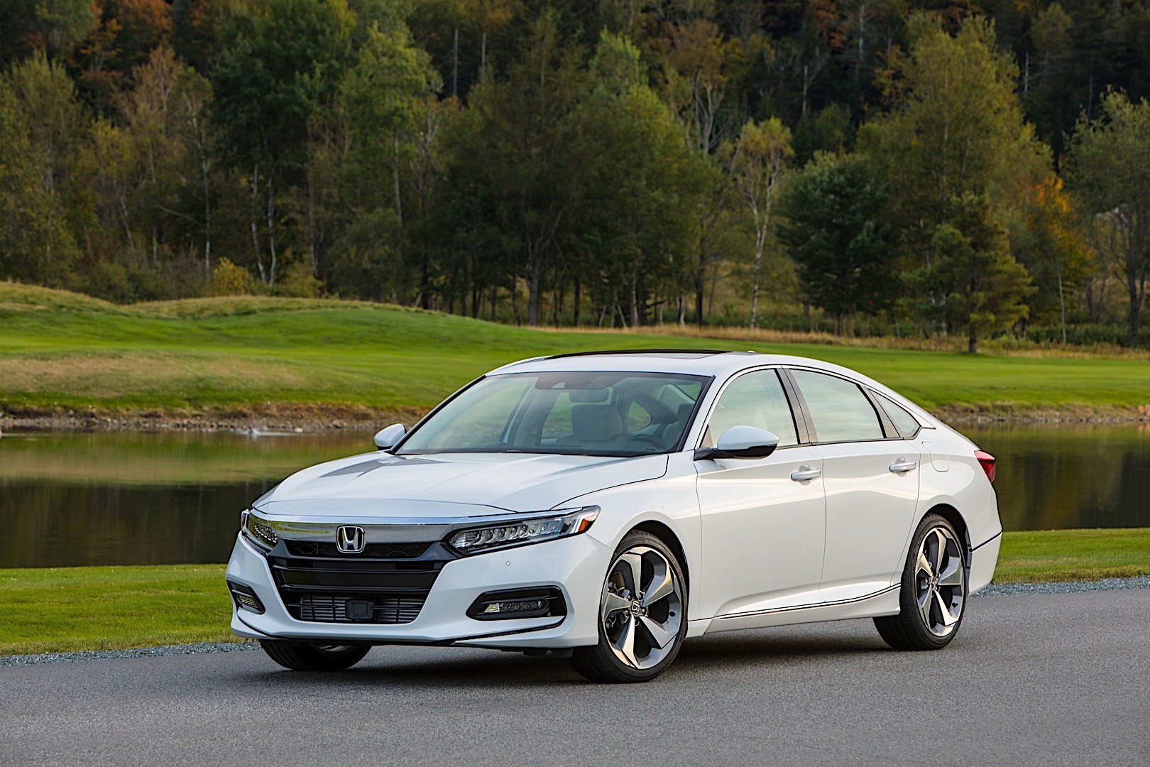 Honda Accord photo 38