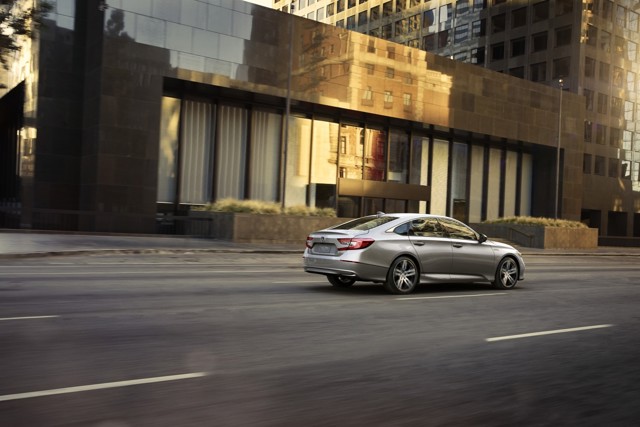 Honda Accord Foto 13