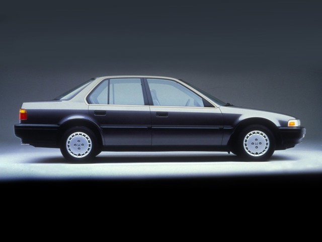 Honda Accord photo 9