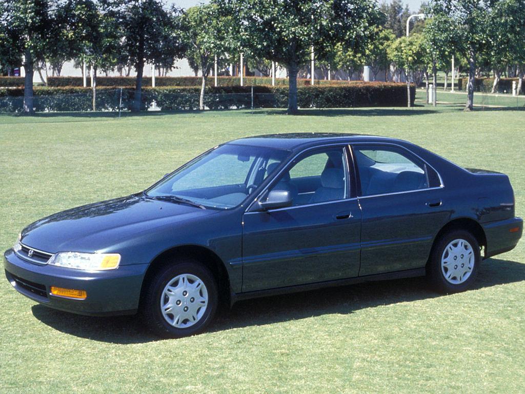 Honda Accord photo 19