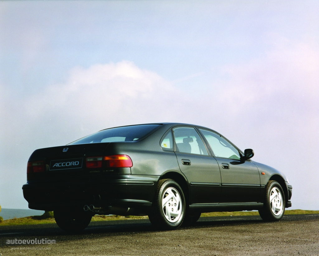 Honda Accord photo 7