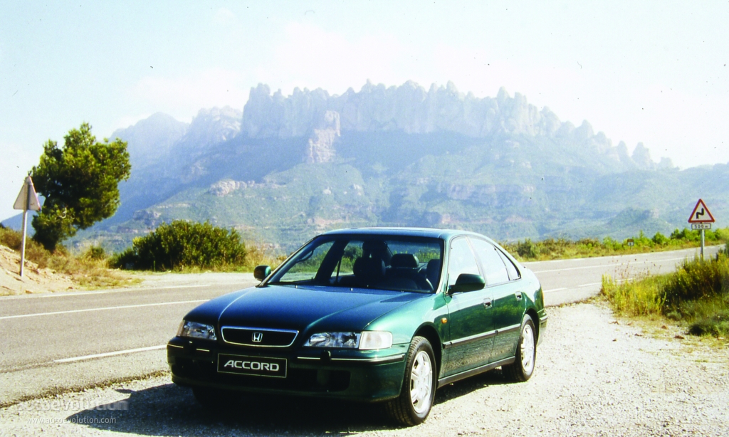 Honda Accord photo 3