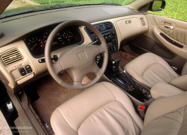 Honda Accord Foto 25