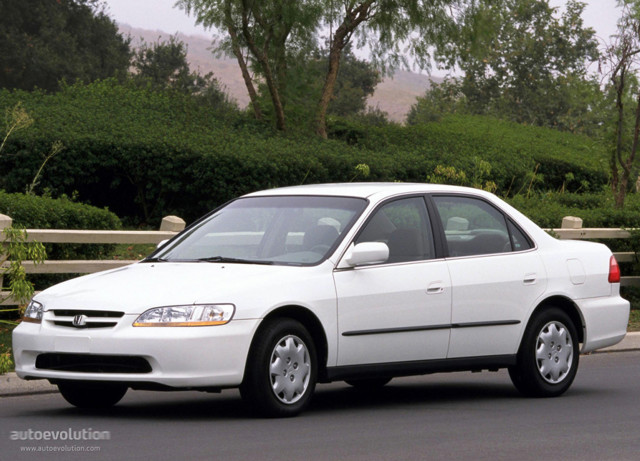 Honda Accord Foto 8