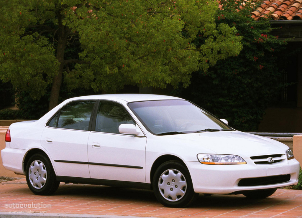 Honda Accord photo 9