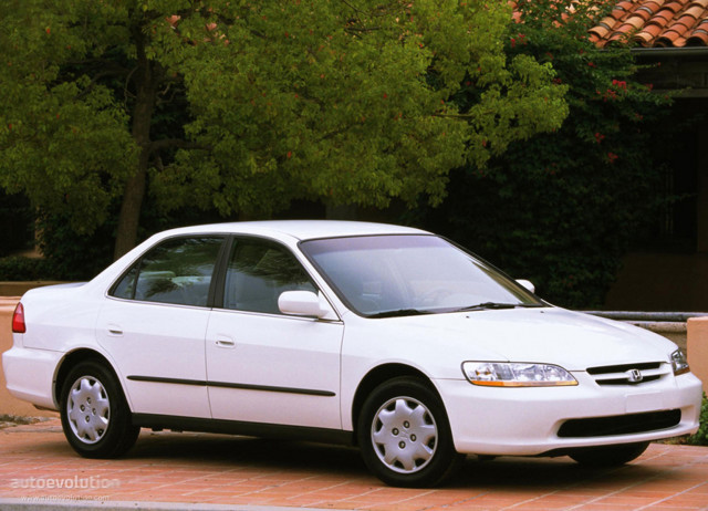 Honda Accord Foto 9