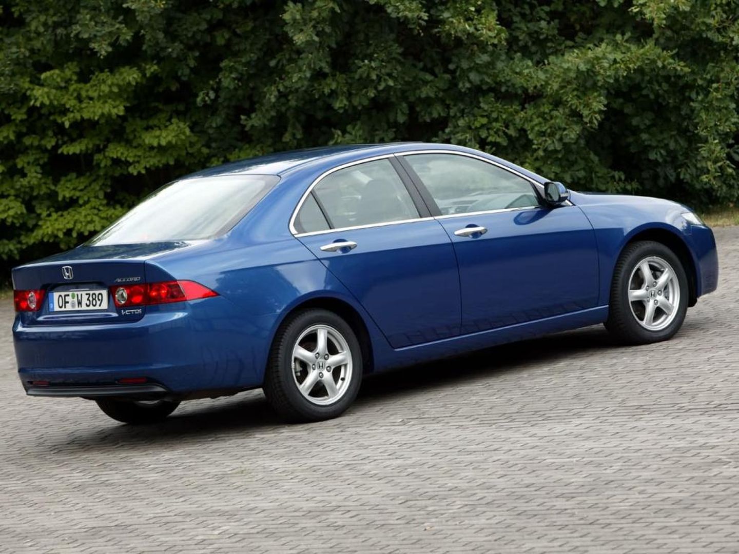 Honda Accord photo 26
