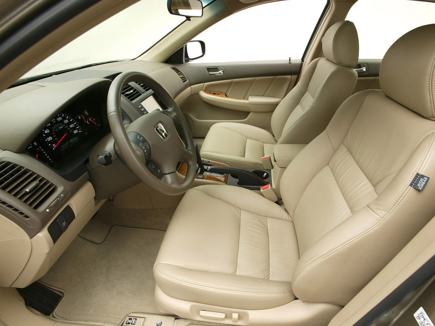 Honda Accord photo 29