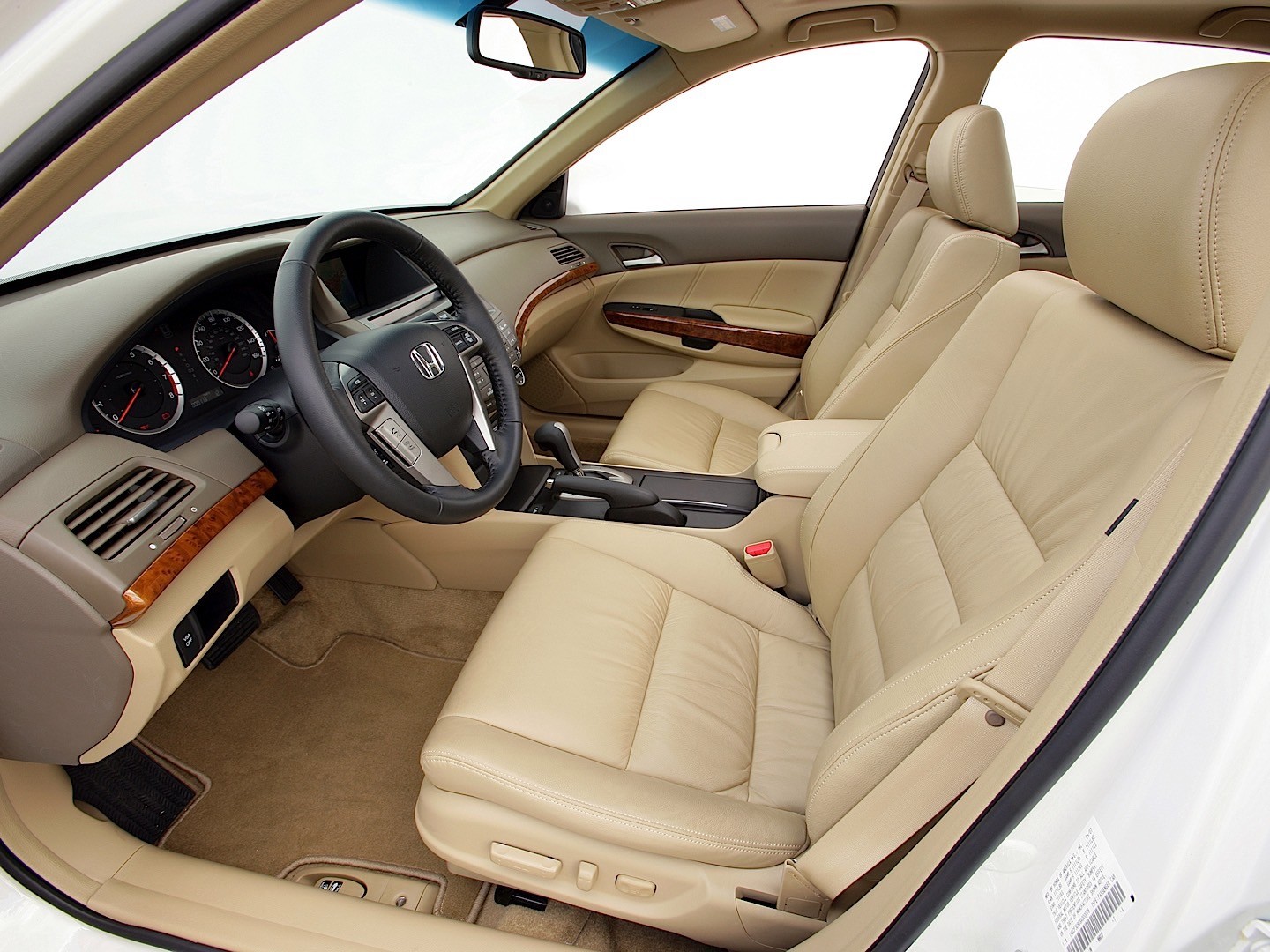 Honda Accord photo 49