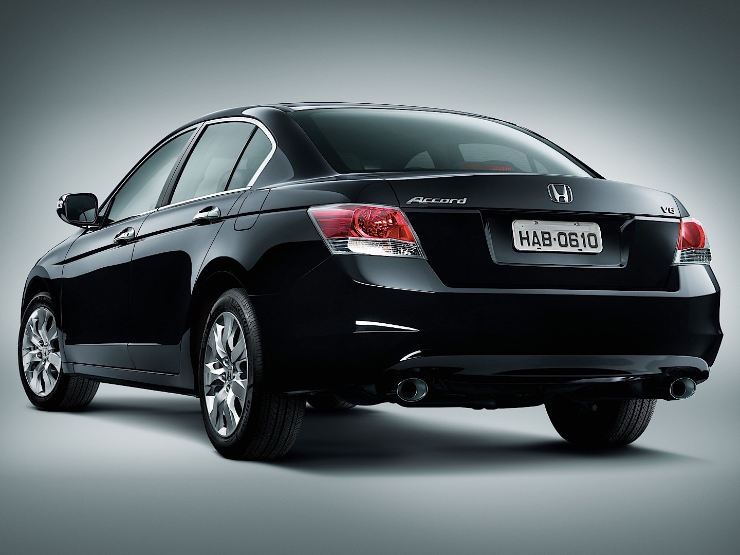 Honda Accord photo 23