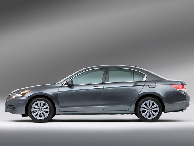 Honda Accord photo 32