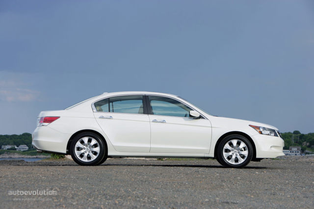 Honda Accord photo 3