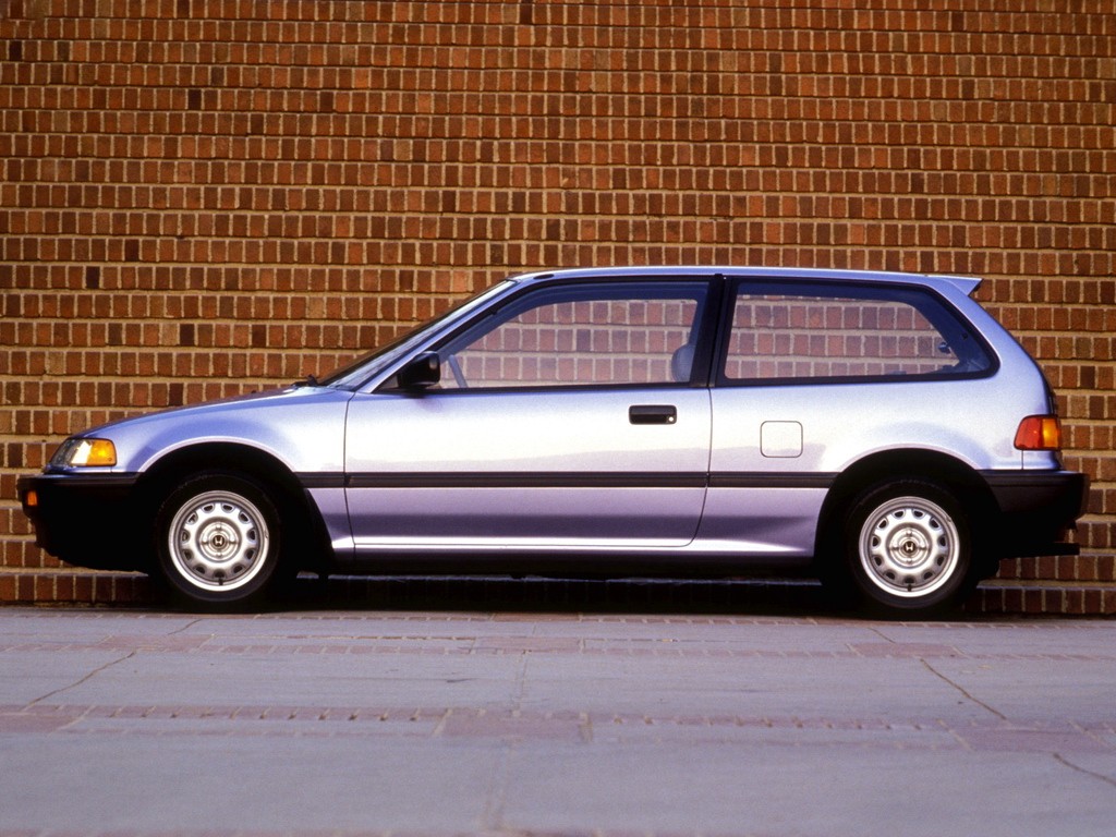 Honda Civic 3 Doors photo 2