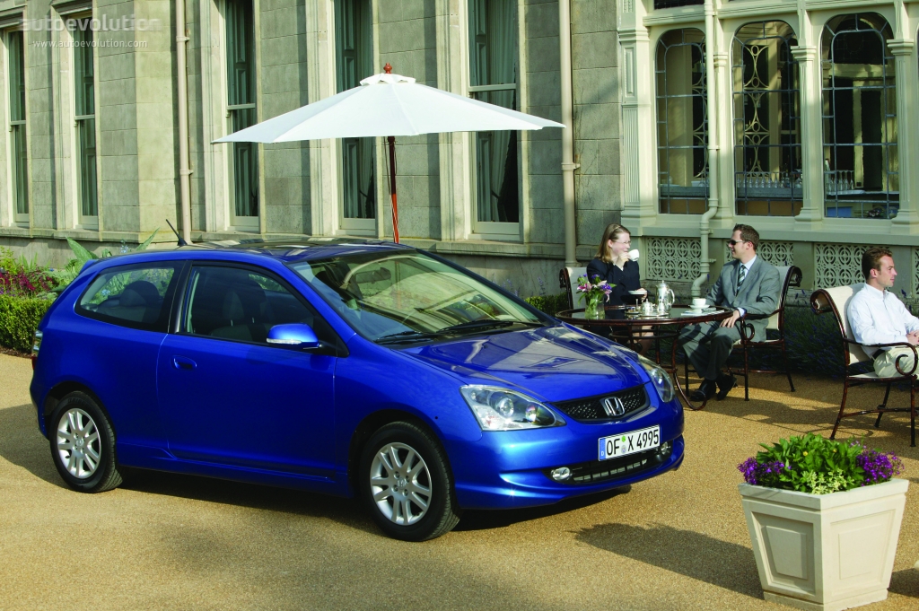 Honda Civic 3 Doors photo 2