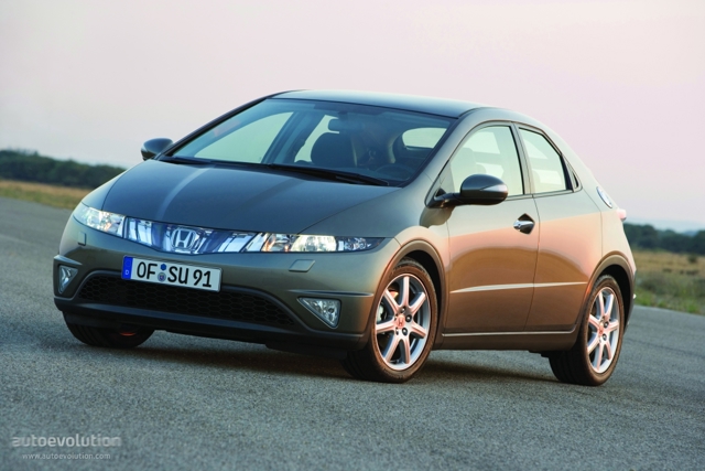 Honda Civic 5 Doors photo 2
