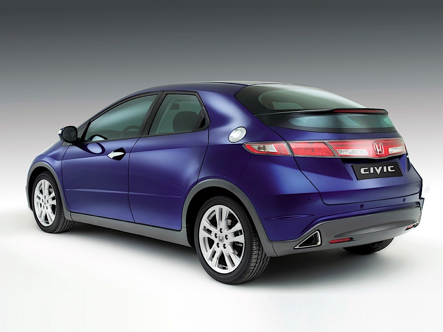 Honda Civic 5 Doors photo 2