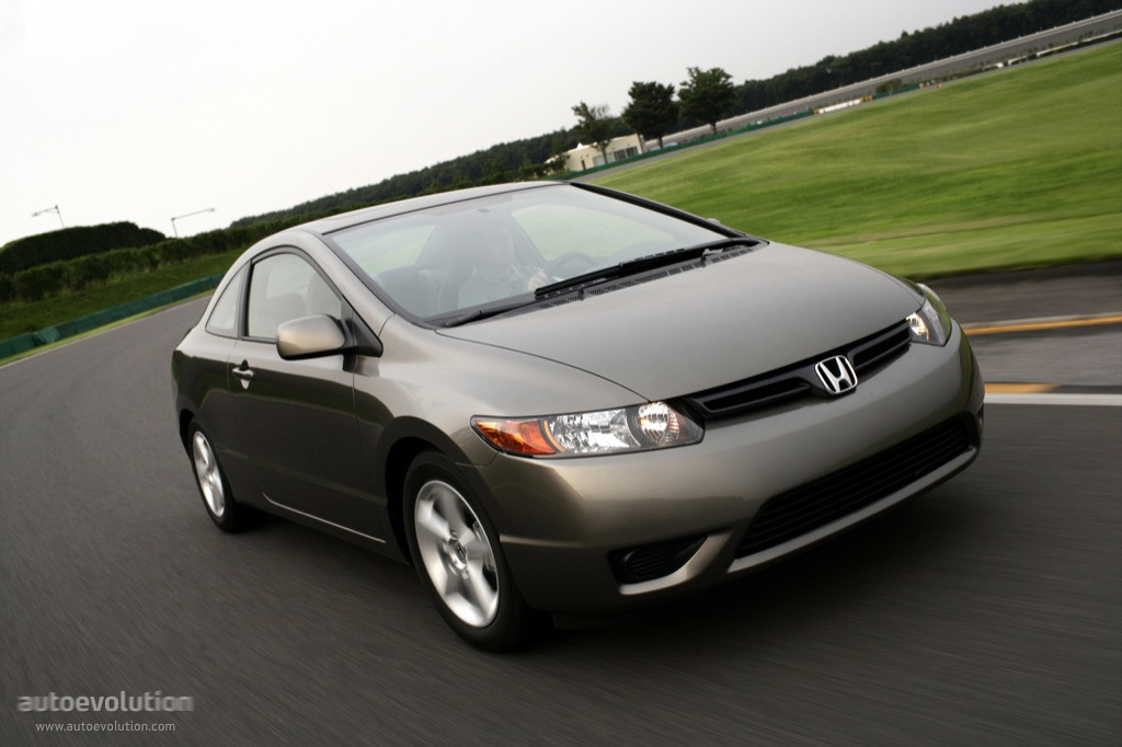Honda Civic Coupe photo 3