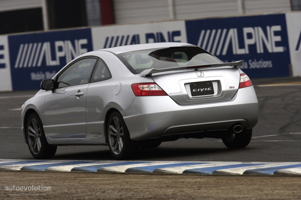 Honda Civic Coupe photo 2