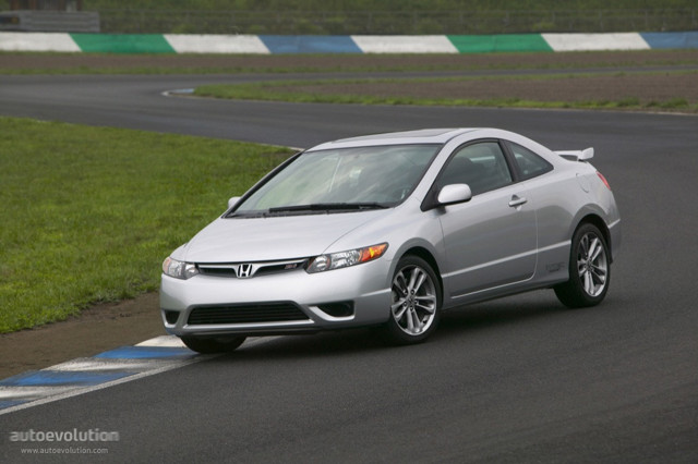 Honda Civic Coupe foto 3