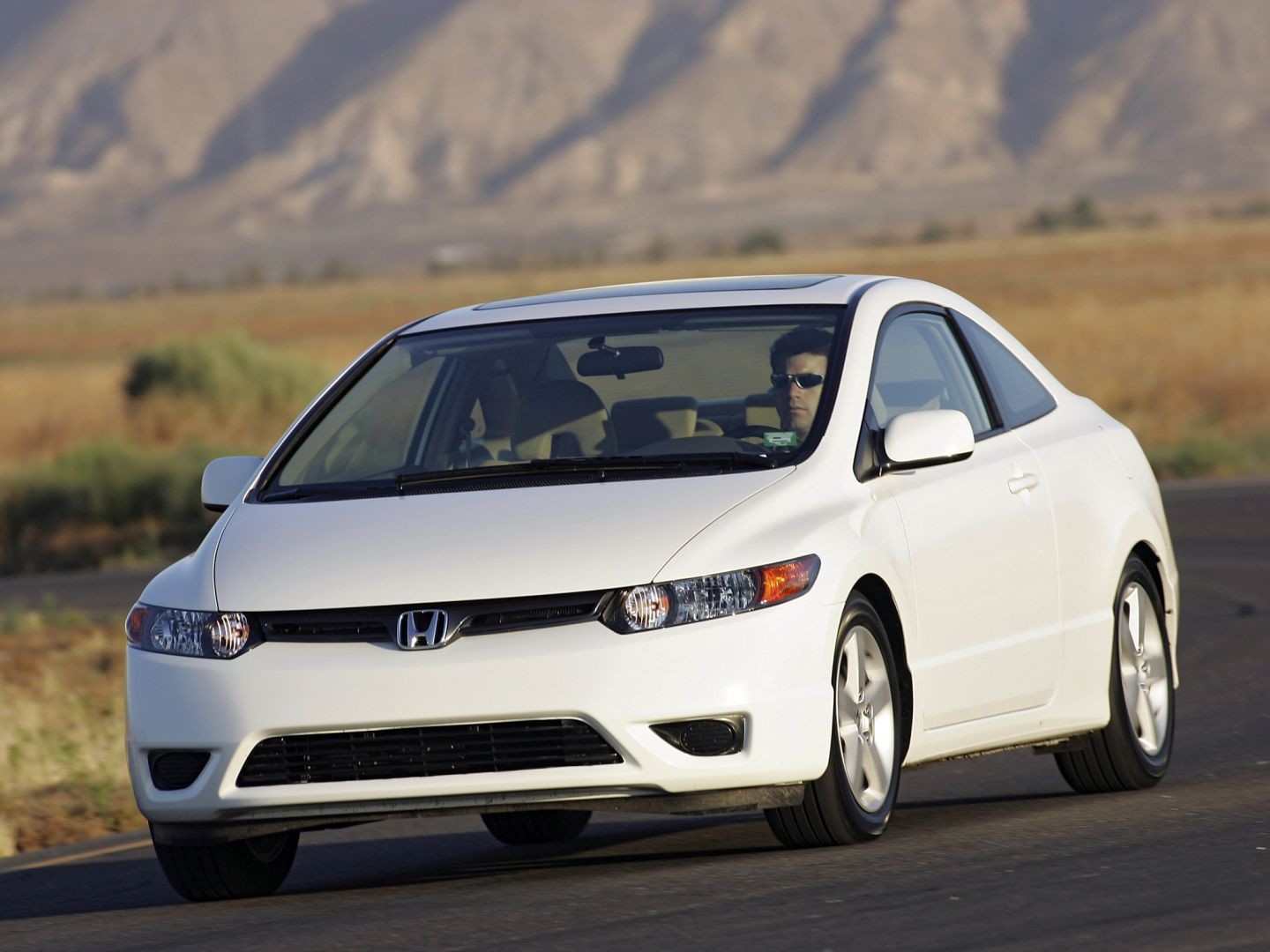 Honda Civic Coupe photo 20