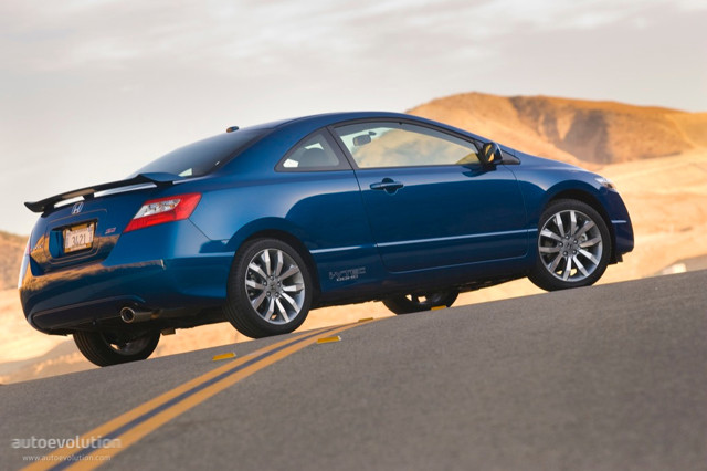 Honda Civic Coupe foto 3
