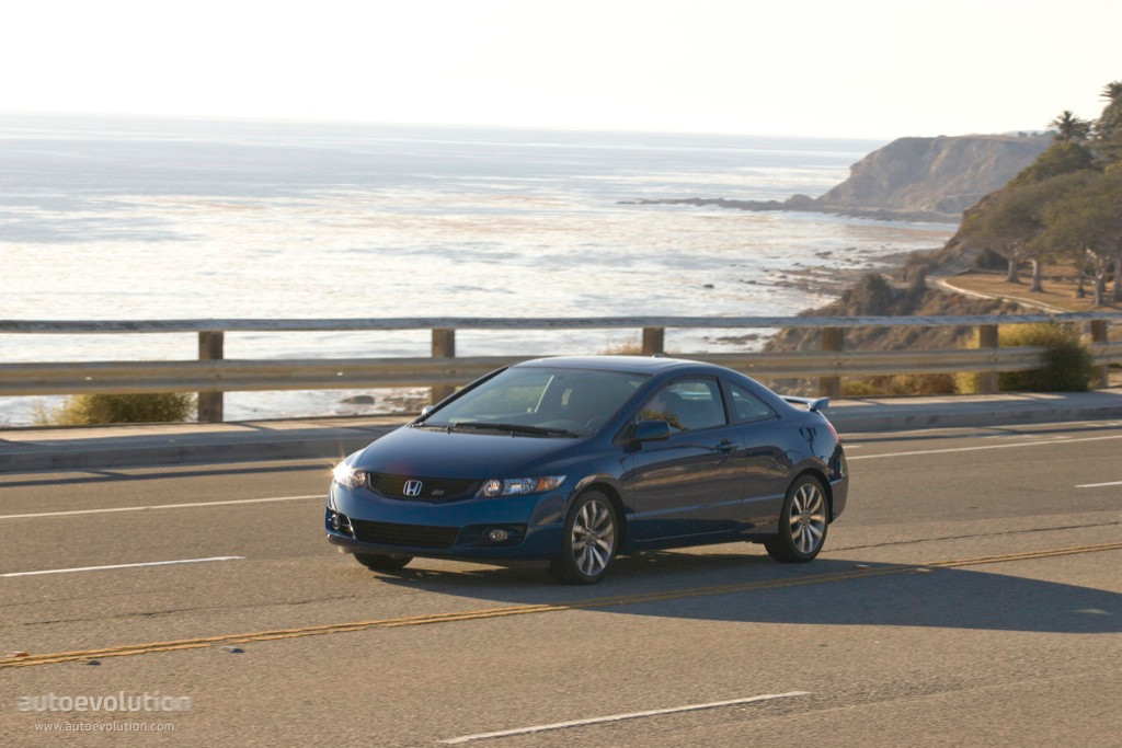Honda Civic Coupe photo 9