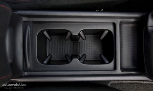 Honda Civic Sedan Us photo 15