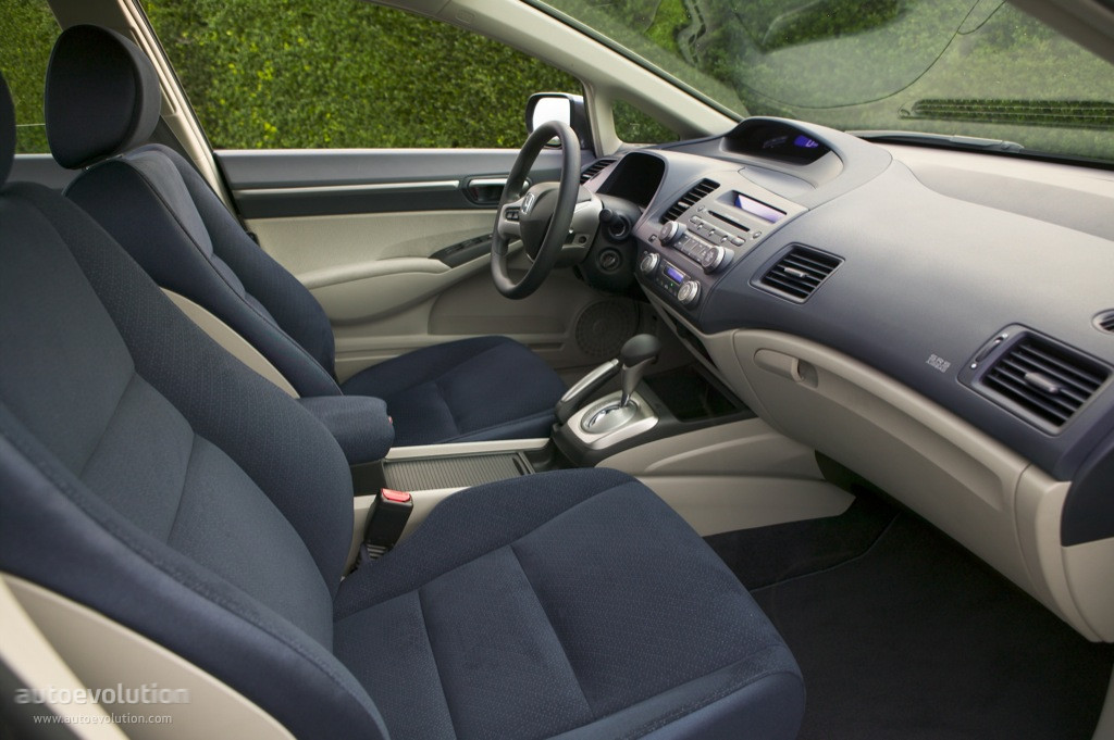 Honda Civic Sedan Us photo 15
