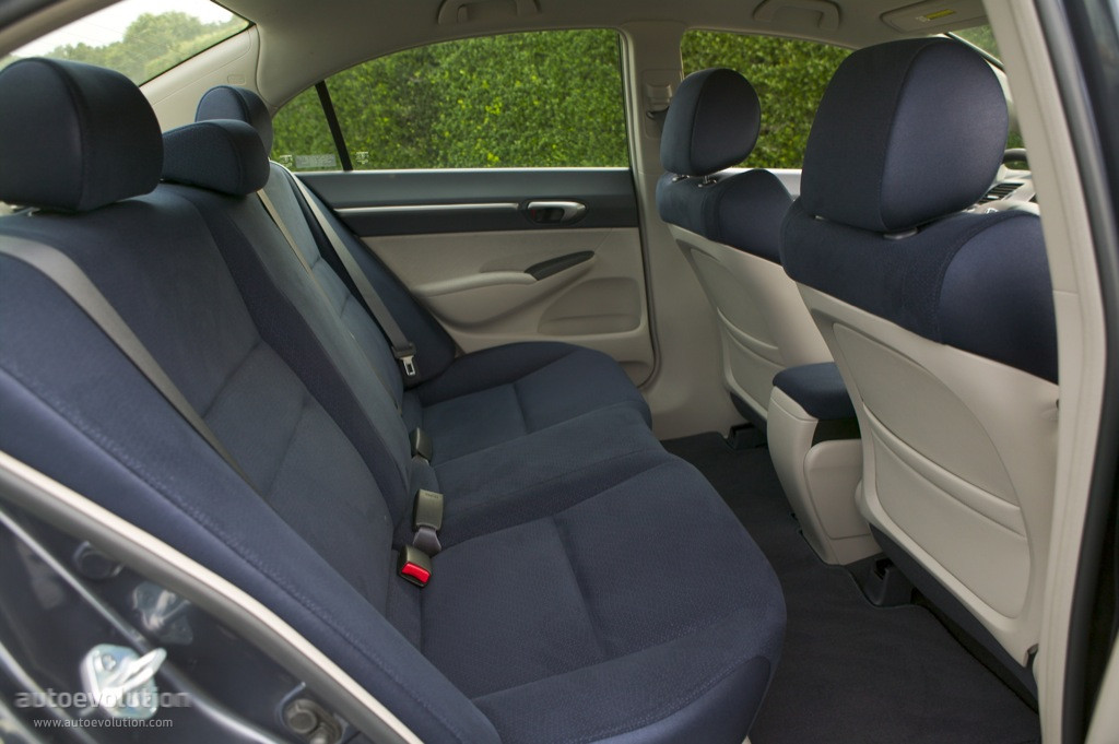 Honda Civic Sedan Us photo 16