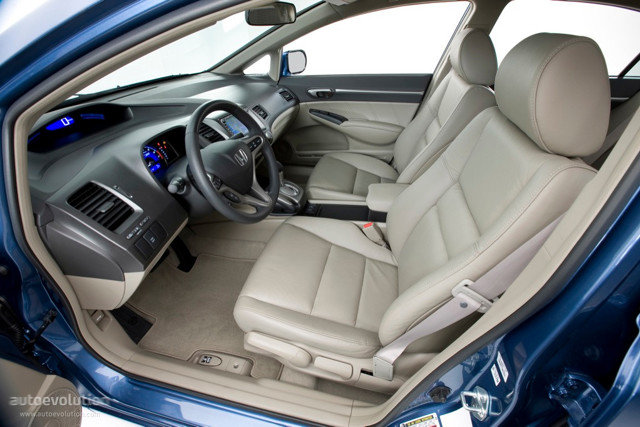 Honda Civic Sedan Us photo 24