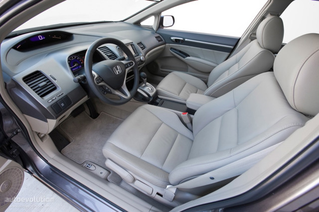 Honda Civic Sedan Us photo 31