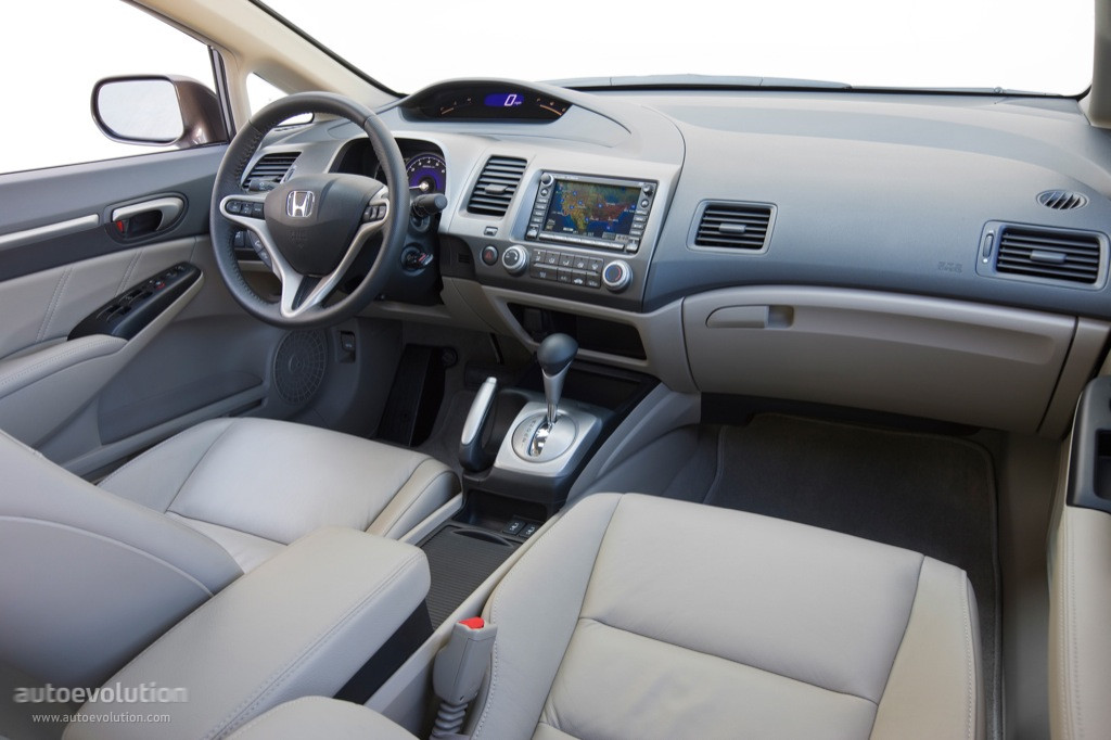 Honda Civic Sedan Us photo 32