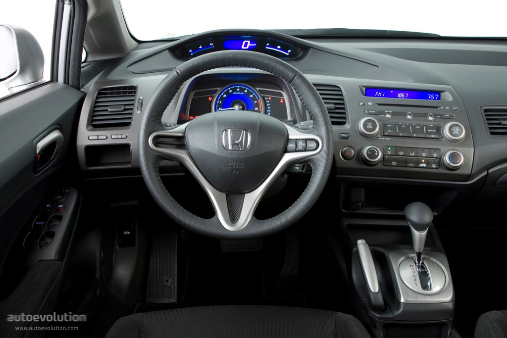 Honda Civic Sedan Us photo 38