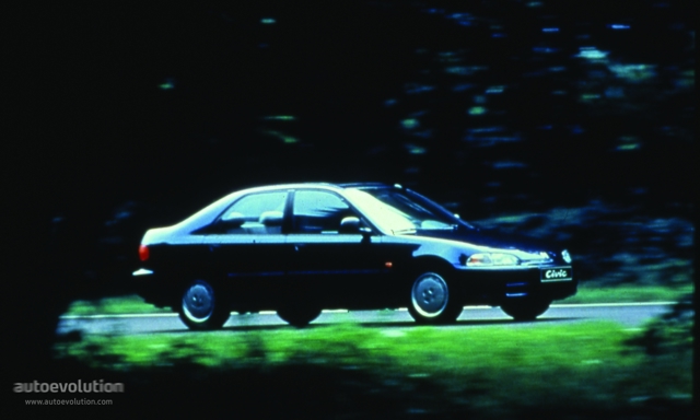 Honda Civic Sedan foto 4