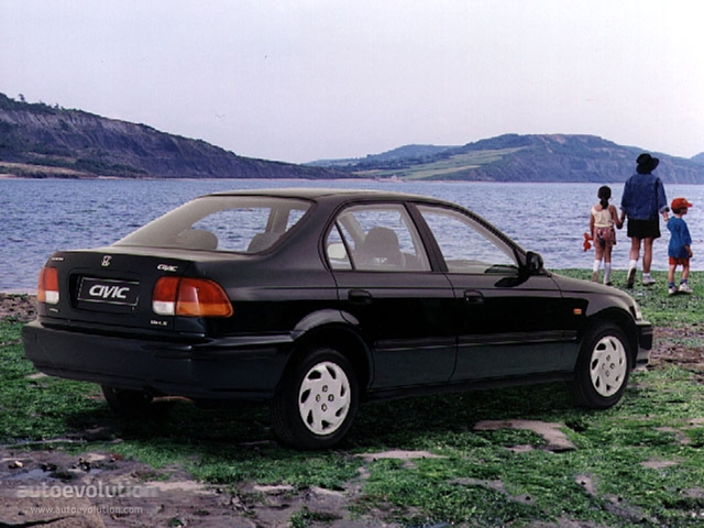 Honda Civic Sedan foto 4
