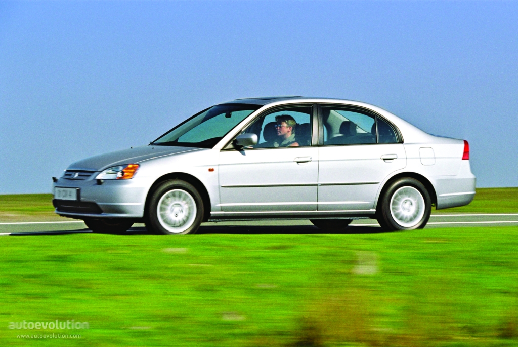 Honda Civic Sedan photo 3