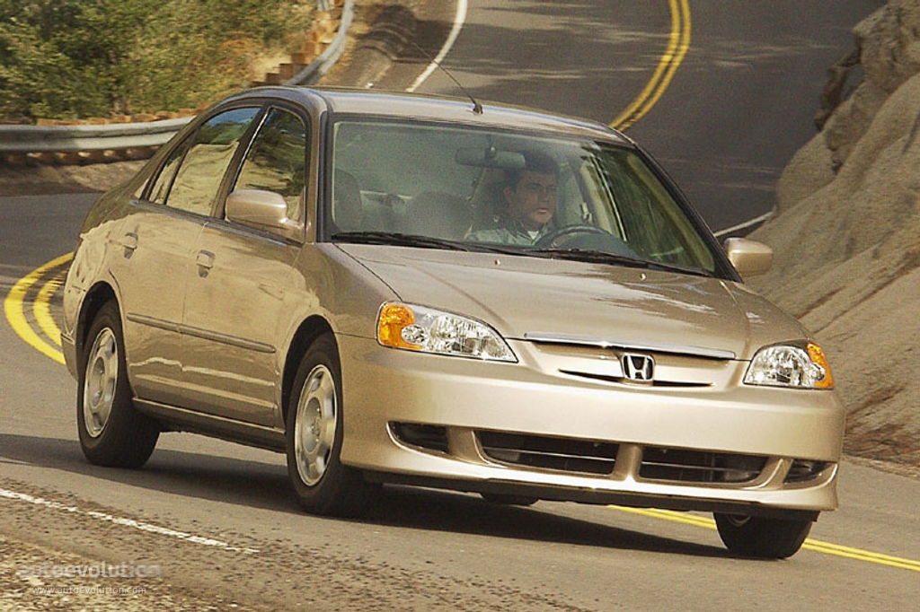 Honda Civic Sedan photo 3