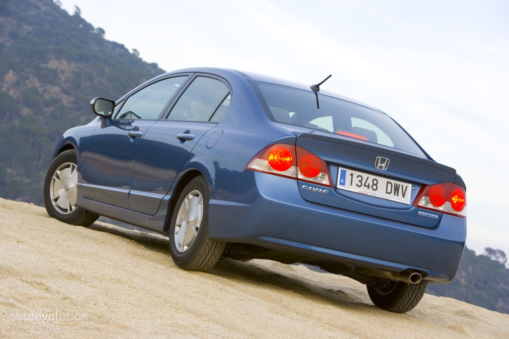 Honda Civic Sedan photo 6