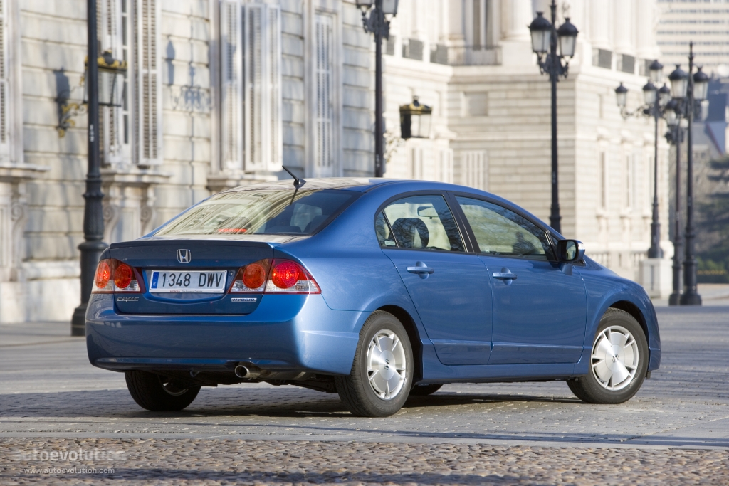 Honda Civic Sedan photo 8