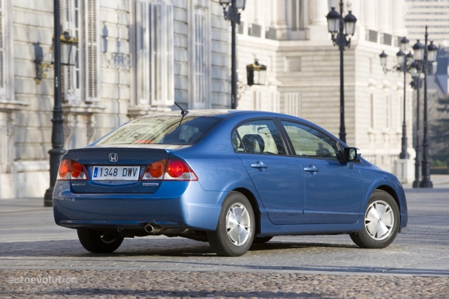 Honda Civic Sedan photo 8