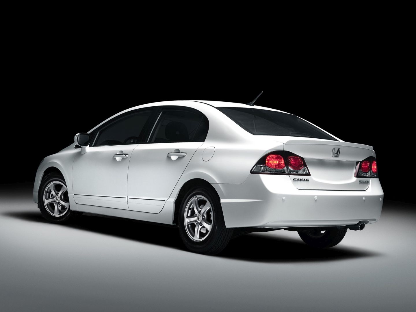 Honda Civic Sedan photo 16